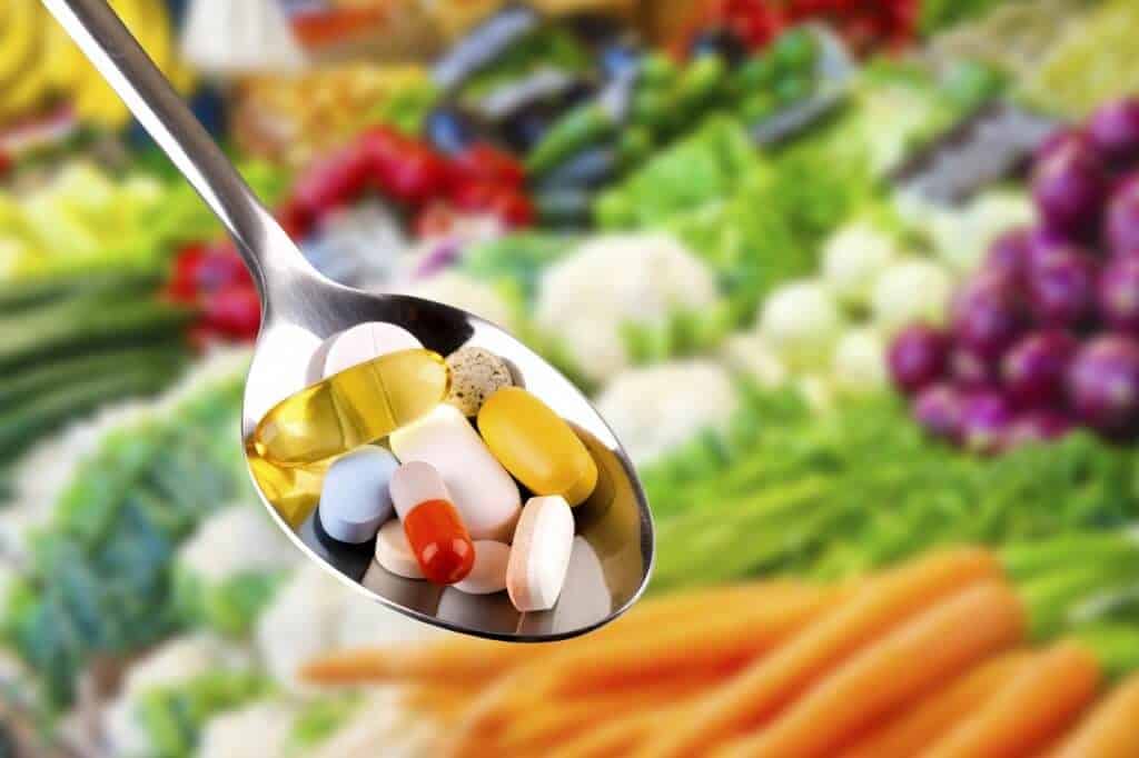 Schlagzeilen als Stimmungsmache gegen Vitamine | © ronstik @ Fotolia.com